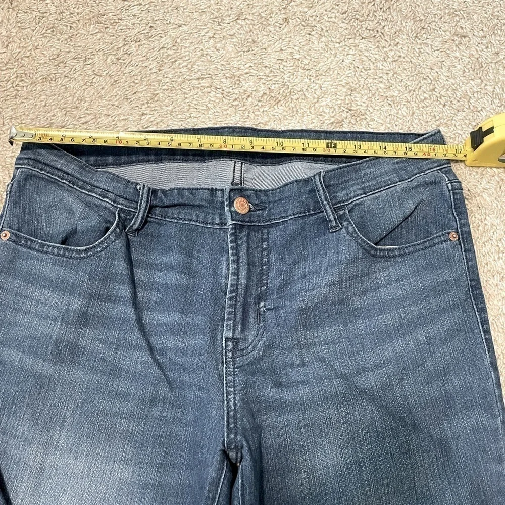 Old Navy Women’s Jeans Size 12 Mid Rise Super Skinny Cotton Classic